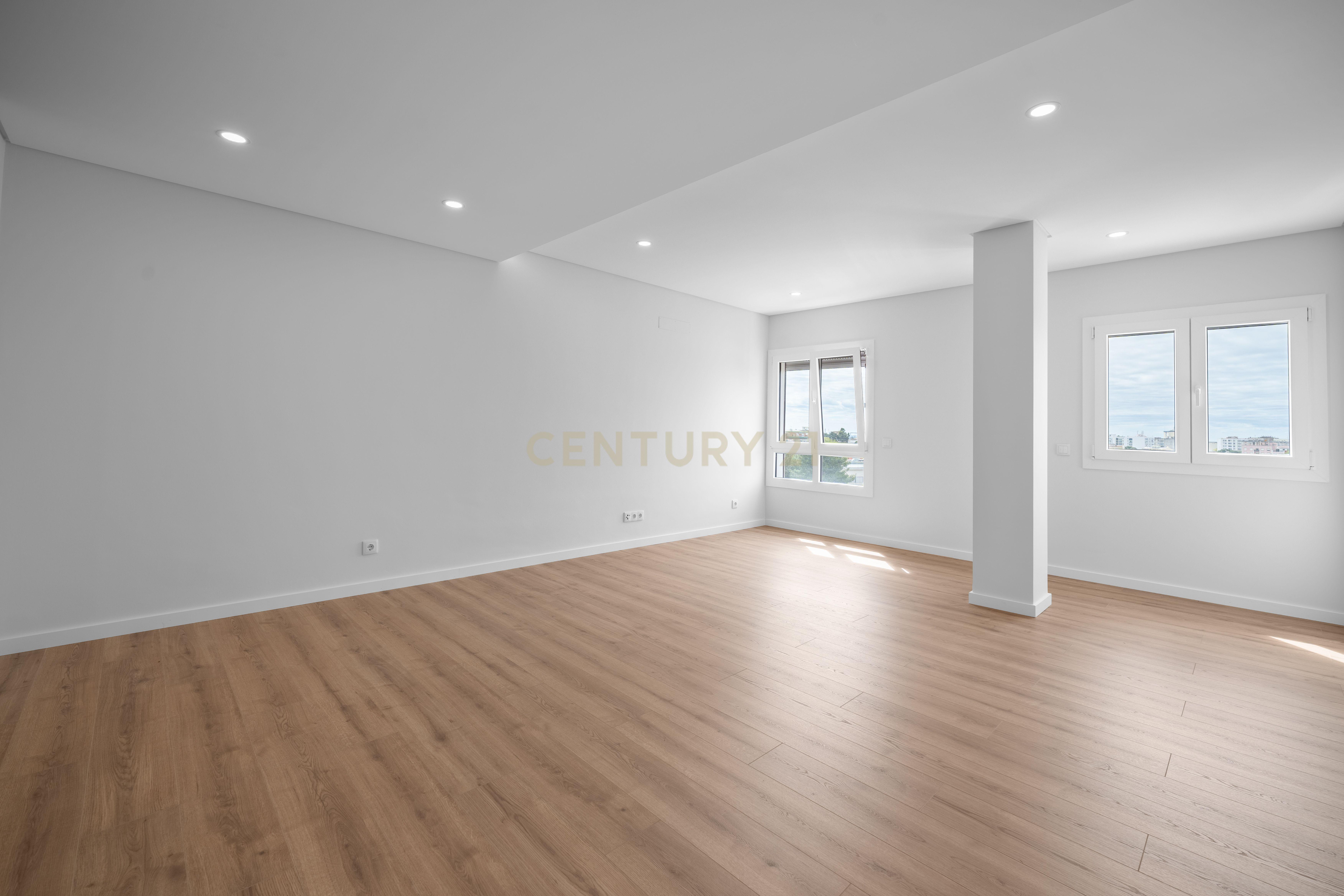 Fotografia 7 de Apartamento T3 localizado na estratégica zona dos 4 Caminhos, Setúbal