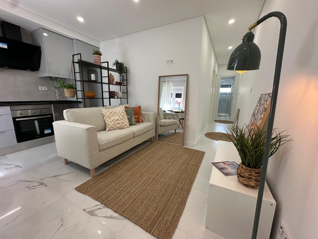 Apartamento T2 no Prior Velho, Loures! - Image 9