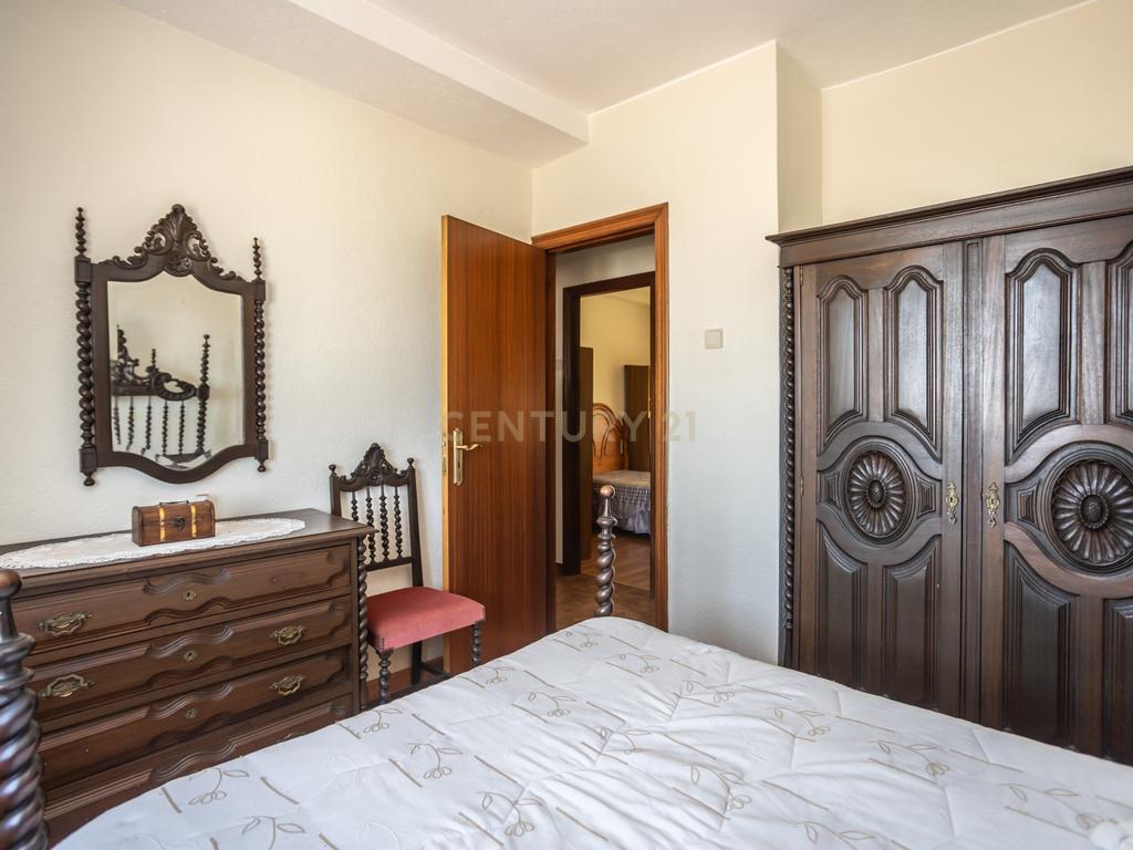 Apartamento T3 com Vista Deslumbrante sobre a Baía de Setúbal – Bairro dos Pescadores, Reboreda - Image 15