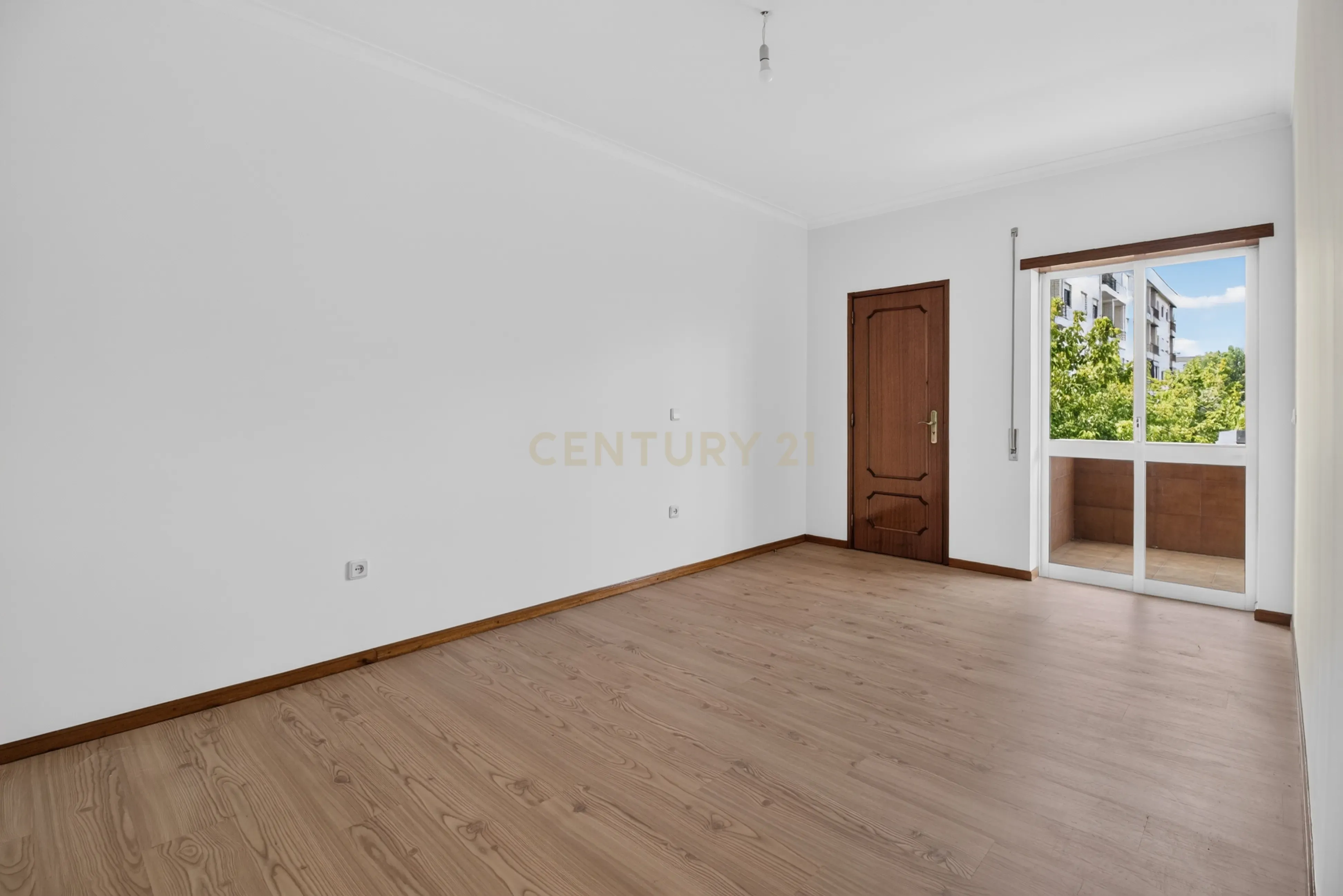 Fotografia 10 de T3+1 com Garagem Fechada e Elevador | Lomar – Braga