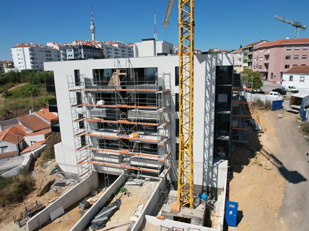 Apartamento T2   - A 700m Metro -Hospital S.Silva - Linha Amarela Metro - Image 34