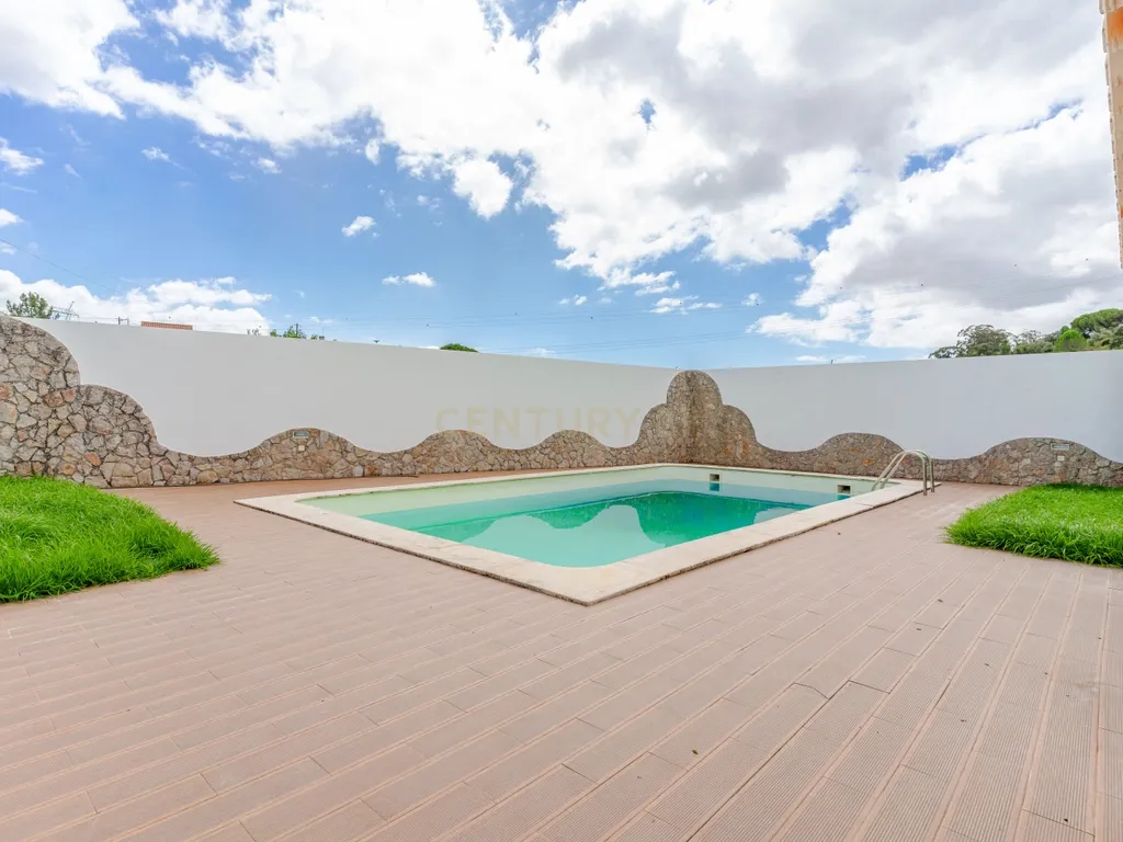 Moradia T4 com Piscina | 426 m² de Construção e Lote de 1.000 m² | Arruda dos Vinhos - Image 65