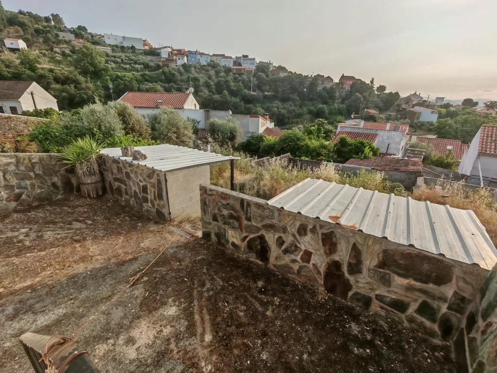 Fantástica Moradia T3 Salgueiro Campo, Castelo Branco - Image 29
