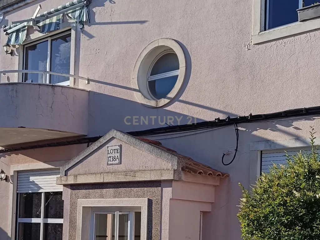 Andar de Moradia T3 com Jardim na Quinta do Conde - 290.000€ - Image 1