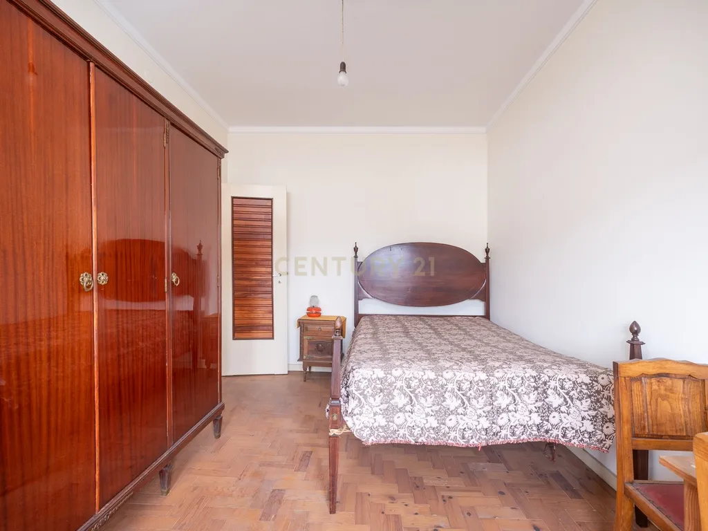 Venda | Apartamento T3+1 com garagem na Rua Verde Pinho em Coimbra - Image 8