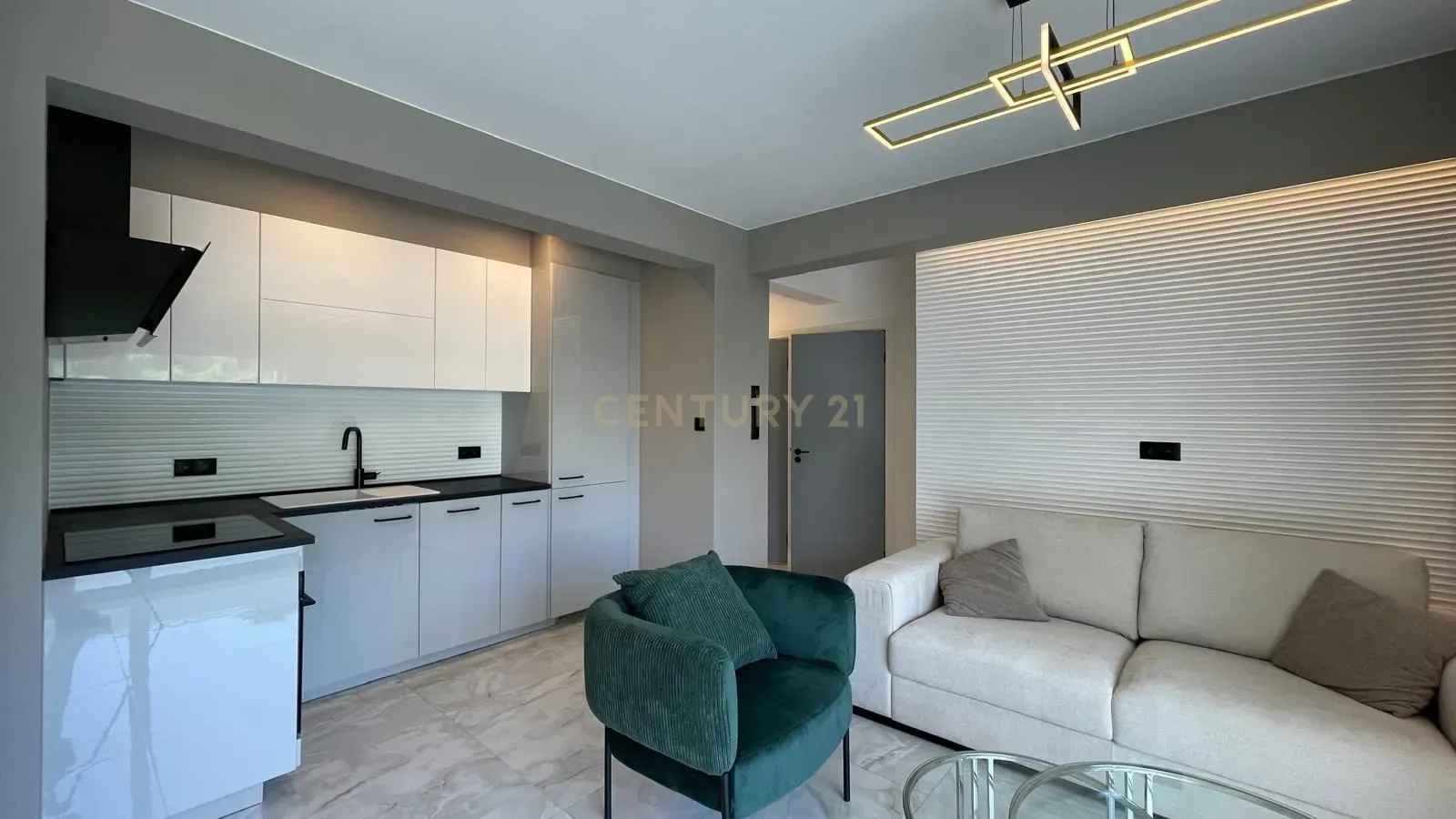 Fotografia 9 de T2+1 em Vilamoura | Totalmente Renovado (2025) | Luxo e Piscina a Minutos da Marina
