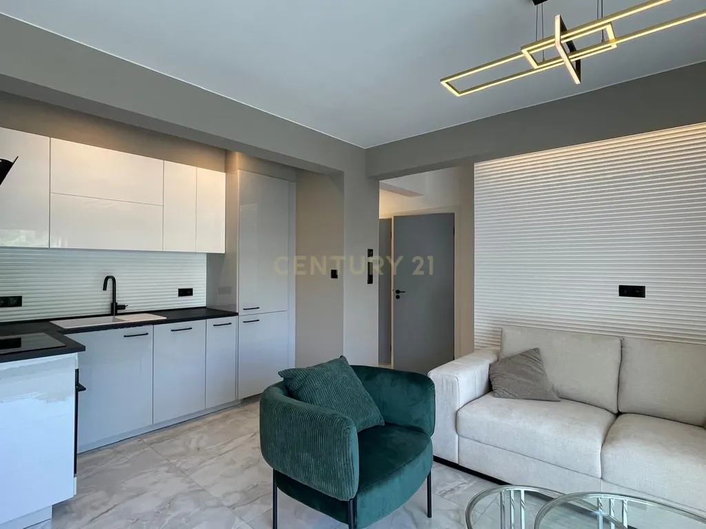 T2+1 em Vilamoura | Totalmente Renovado (2025) | Luxo e Piscina a Minutos da Marina - Image 9