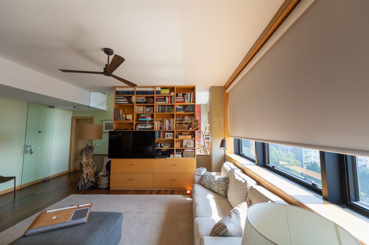 Fotografia 5 de Magnifico Loft com Banheira de Hidromassagem e Vista de Cidade | Porto