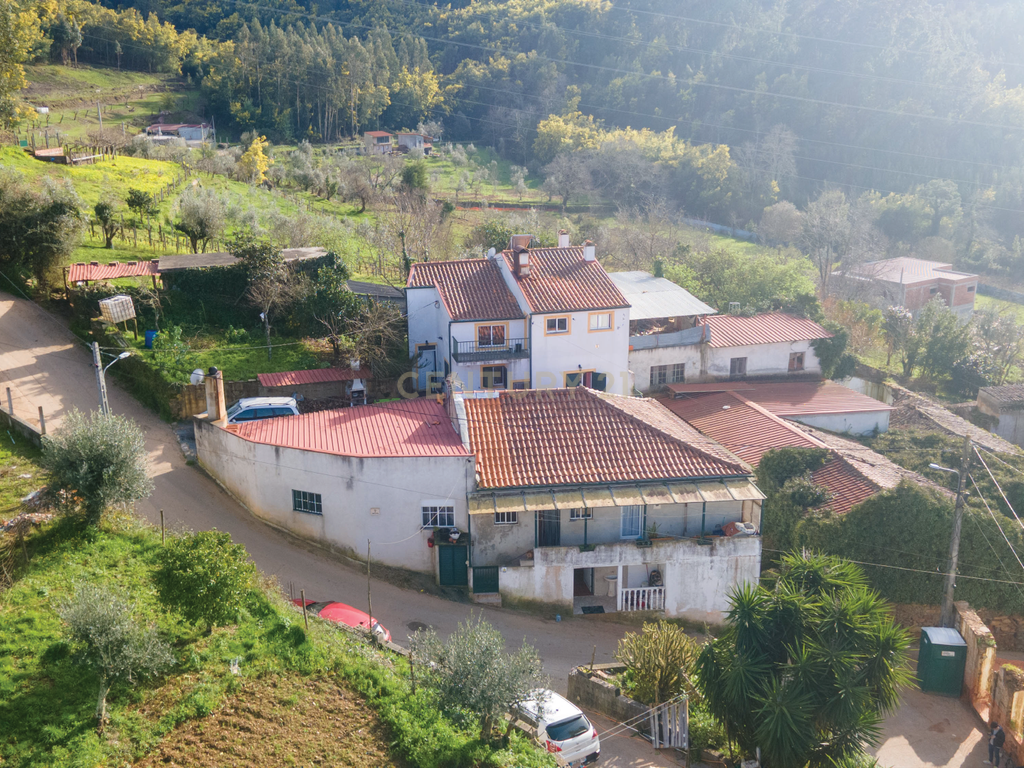 Moradia T3 na Lousã - Image 44