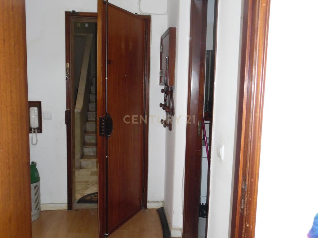 Apartamento T1 em Águas Livres, Amadora - Oportunidade Única - Image 16