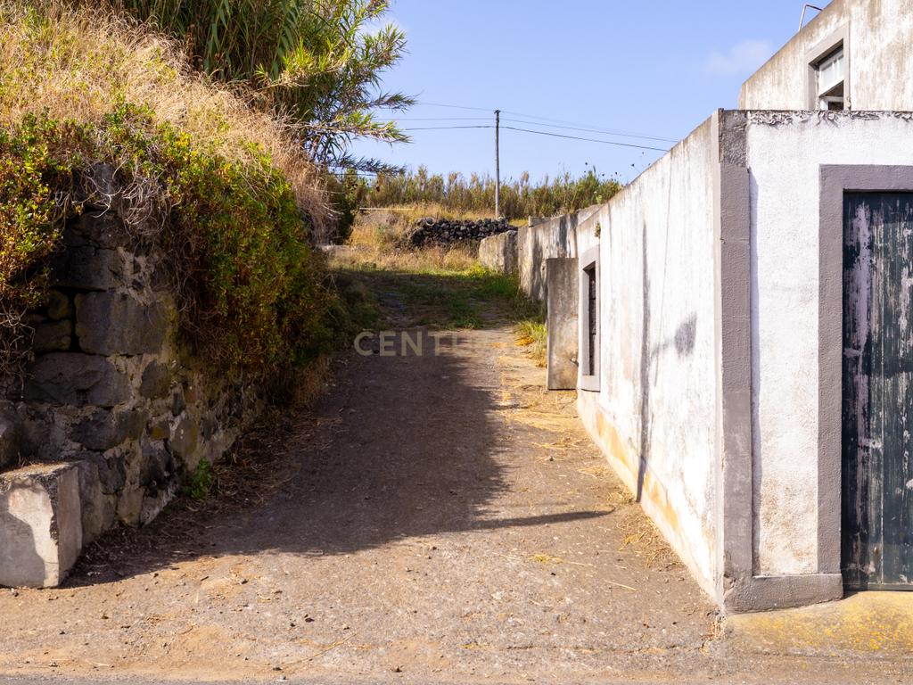 Casa para Recuperação em São Mateus, Santa Cruz da Graciosa - Image 5