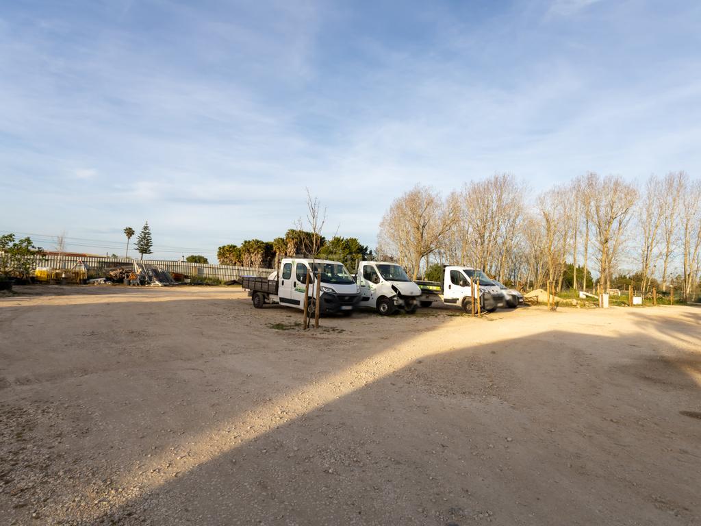 Moradia/Armazém em lote de 10280m2 em Alcochete - Image 53