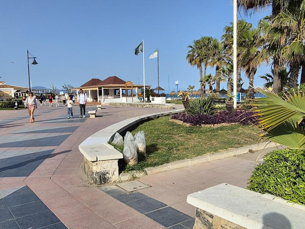  - Image 21