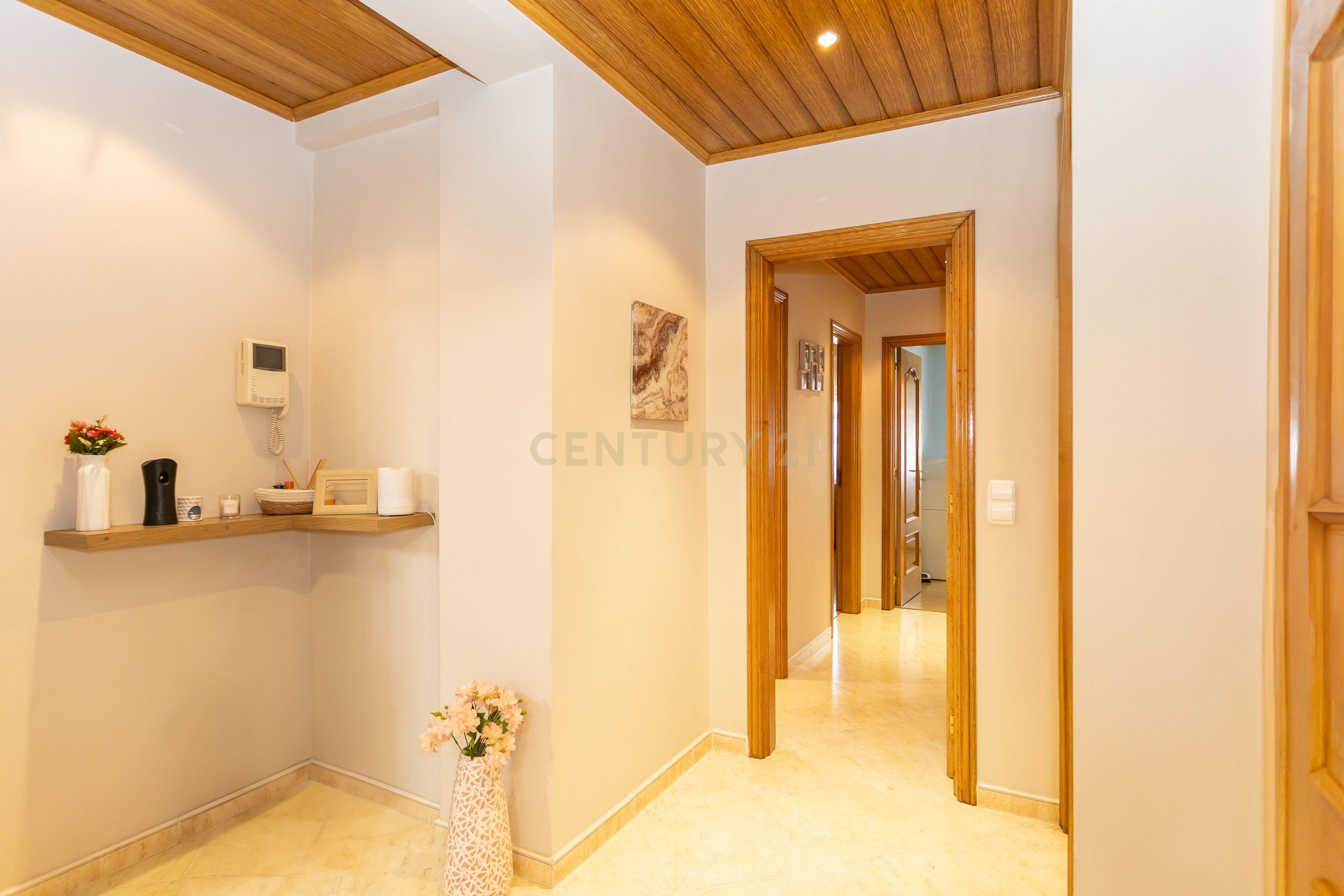 Apartamento T3 Quinta do Conde - Image 3