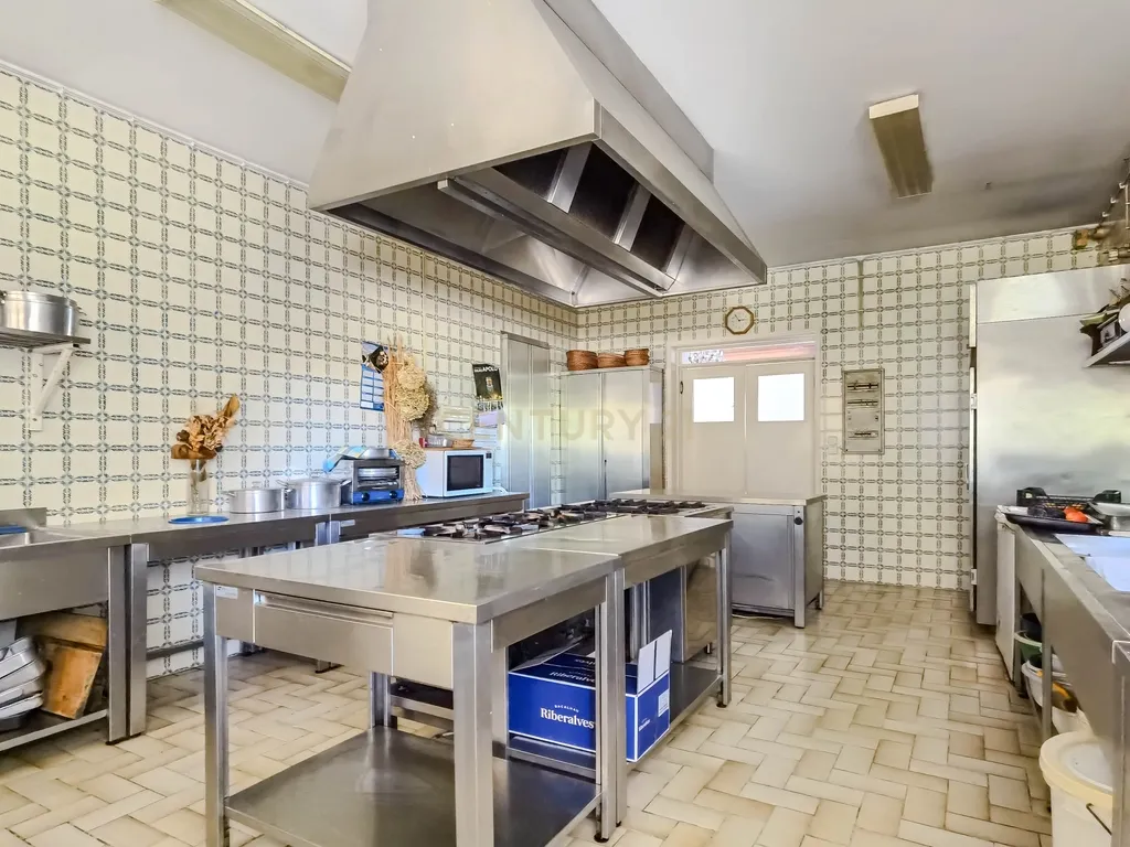 Quinta Santo António — Um refúgio único com piscina privada e potencial ilimitado na Maia - Image 45