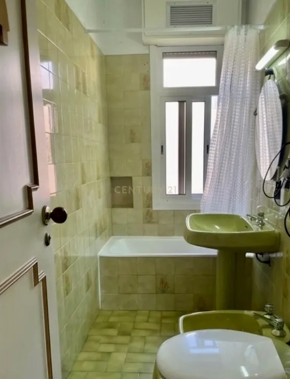 Apartamento T3 em Santo António dos Cavaleiros, Loures. - Image 11