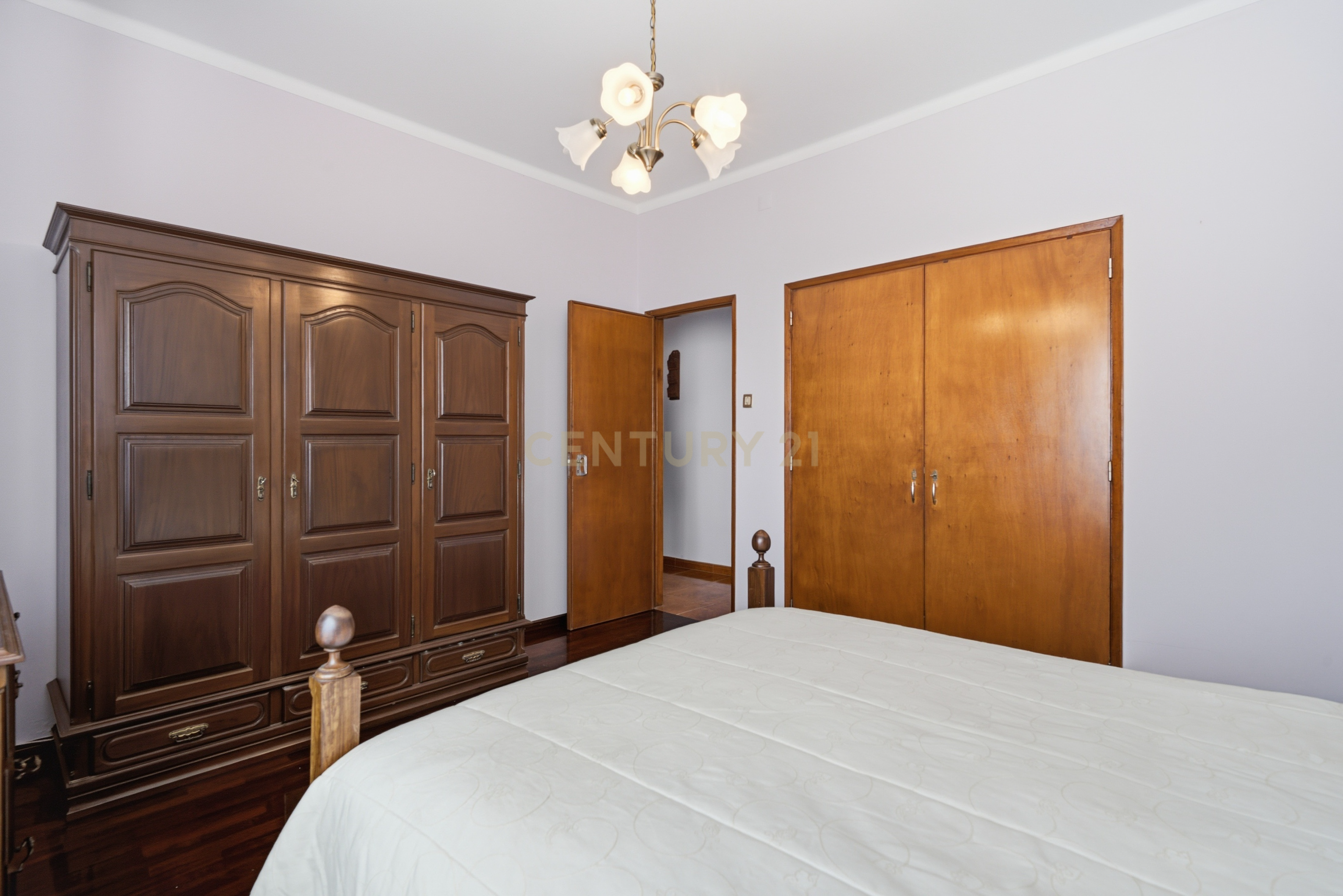 Fotografia 12 de Apartamento T3 com garagem e arrecadação - Praia da Areia Branca, Lourinhã