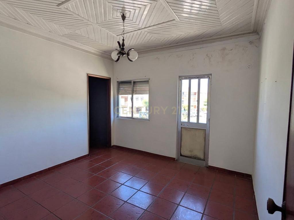 Prédio na Palhaça, Oliveira do Bairro - Image 8