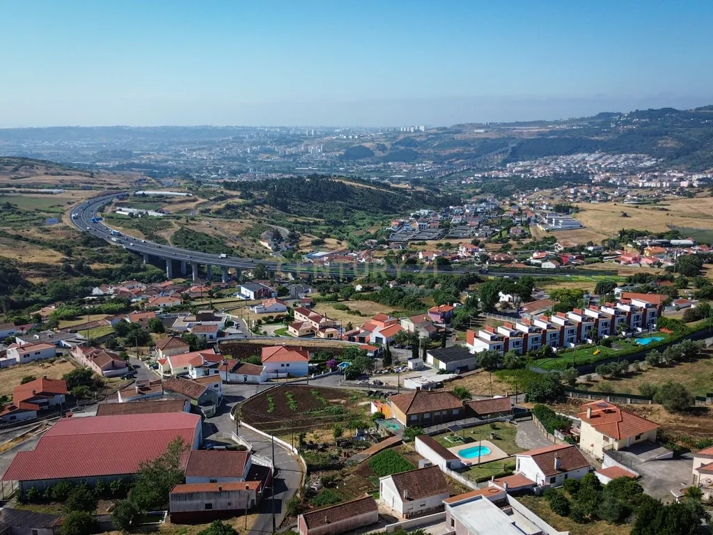 Terreno Rústico com 14.440 m² em Loures – Vista Desafogada, Exposição Solar e Acessos Diretos - Image 12