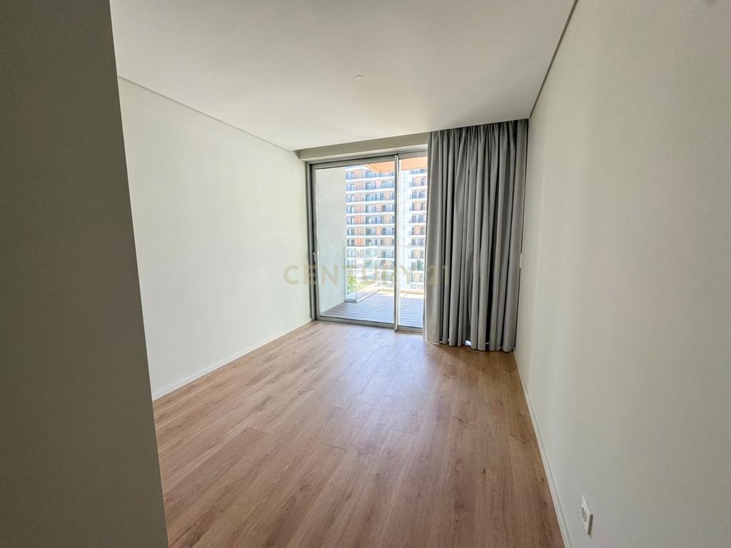 Apartamento Novo em Algés, Oeiras com Vista para a Cidade - Image 20