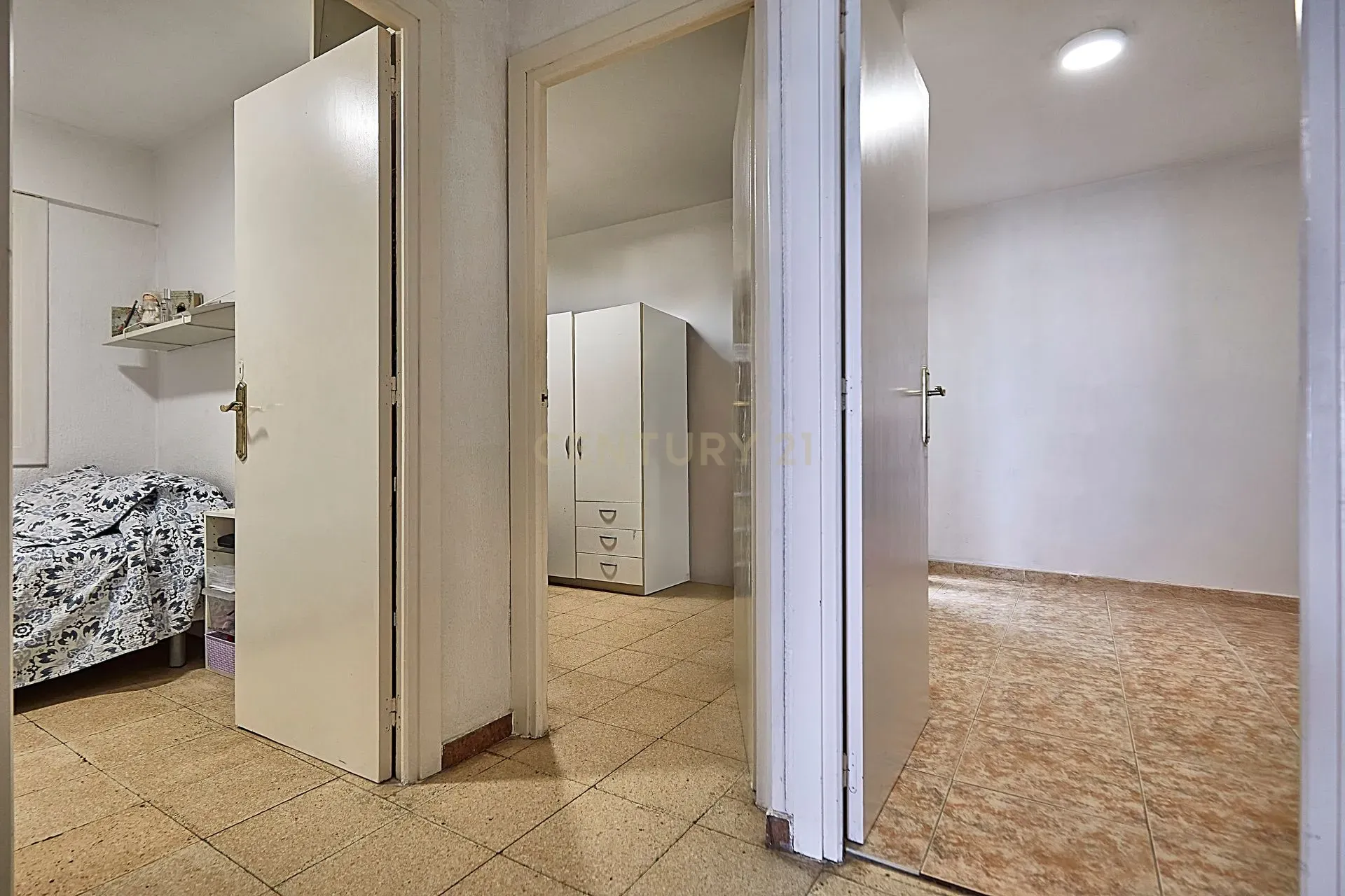 - Image 12