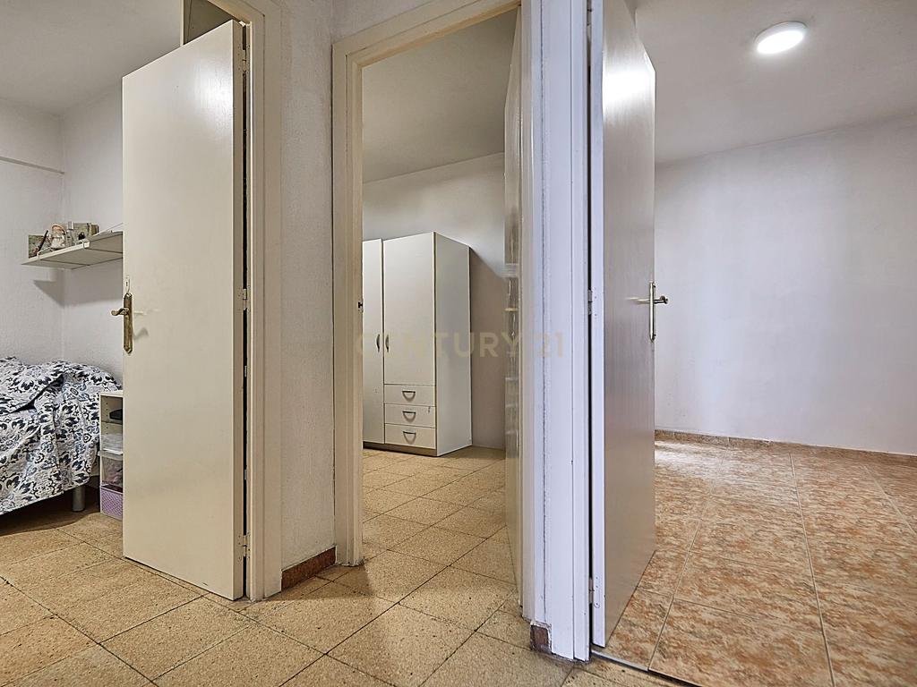  - Image 12