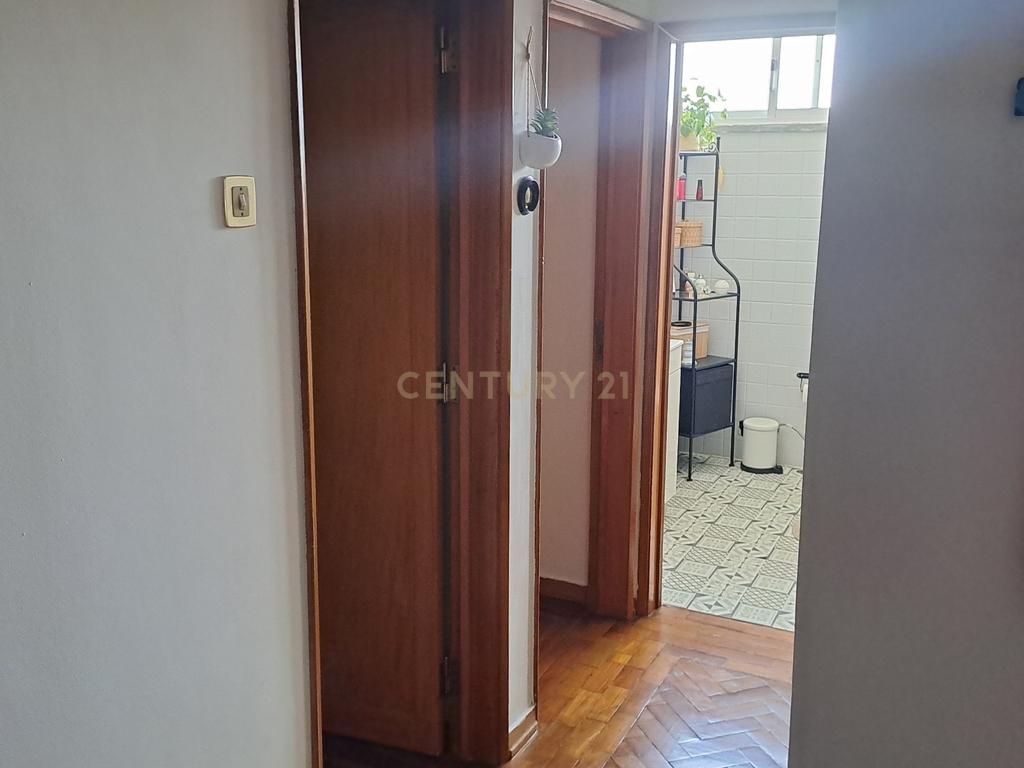 Apartamento T4 na Rua Gil Vicente - Parede - Image 13