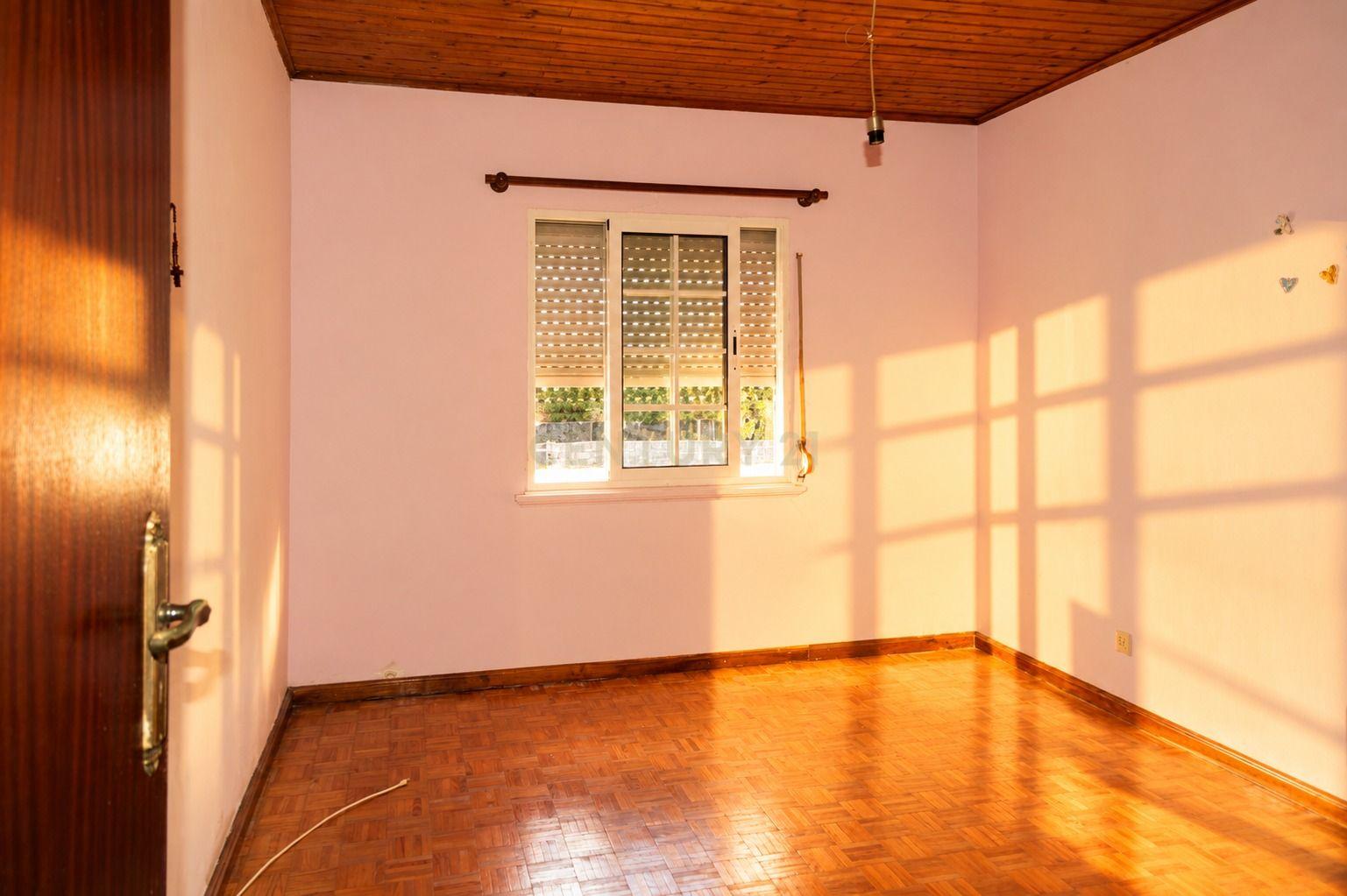 Moradia T5 à venda em Lagoa (Nossa Senhora do Rosário), Lagoa — foto 3