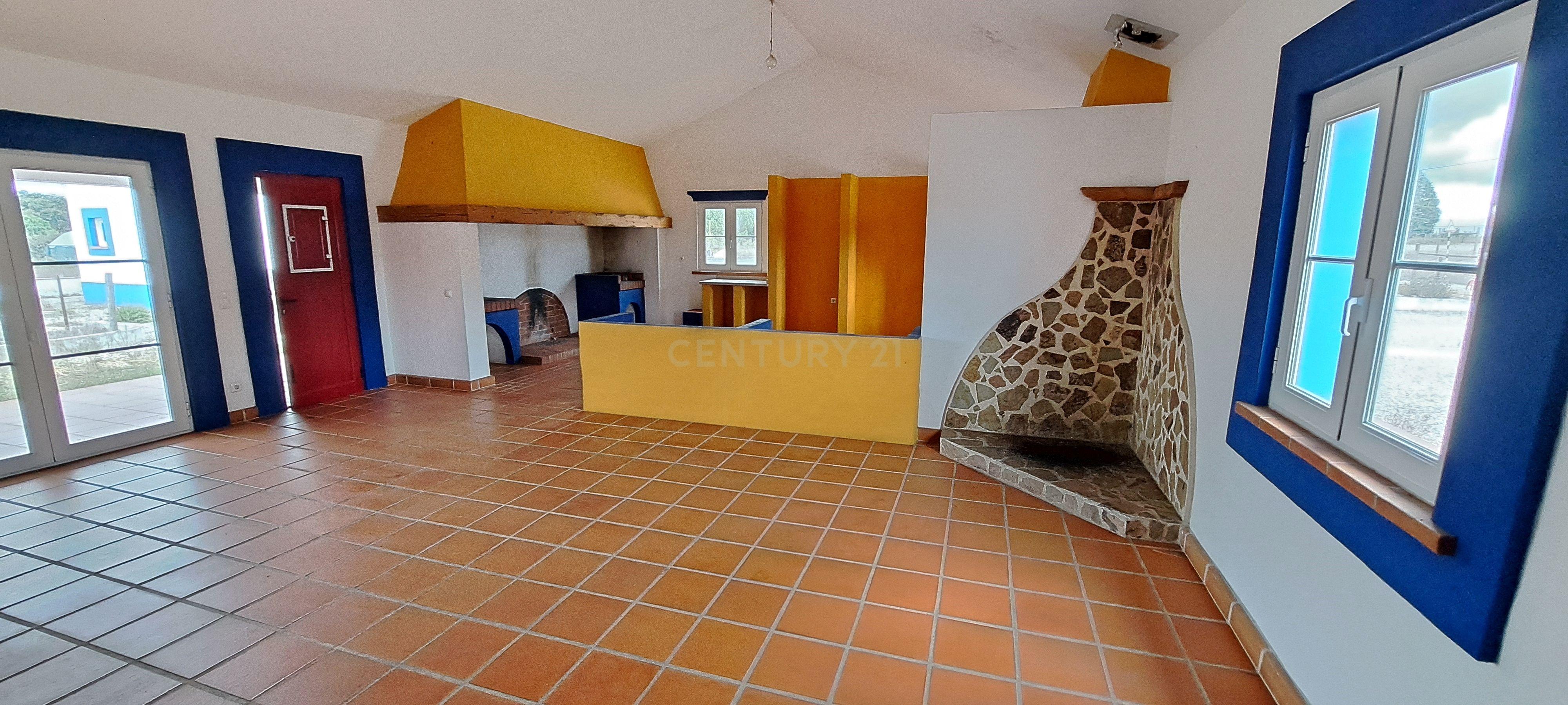 Terreno com 5250m em Pegões com Moradia e garagem sem LU - Image 6