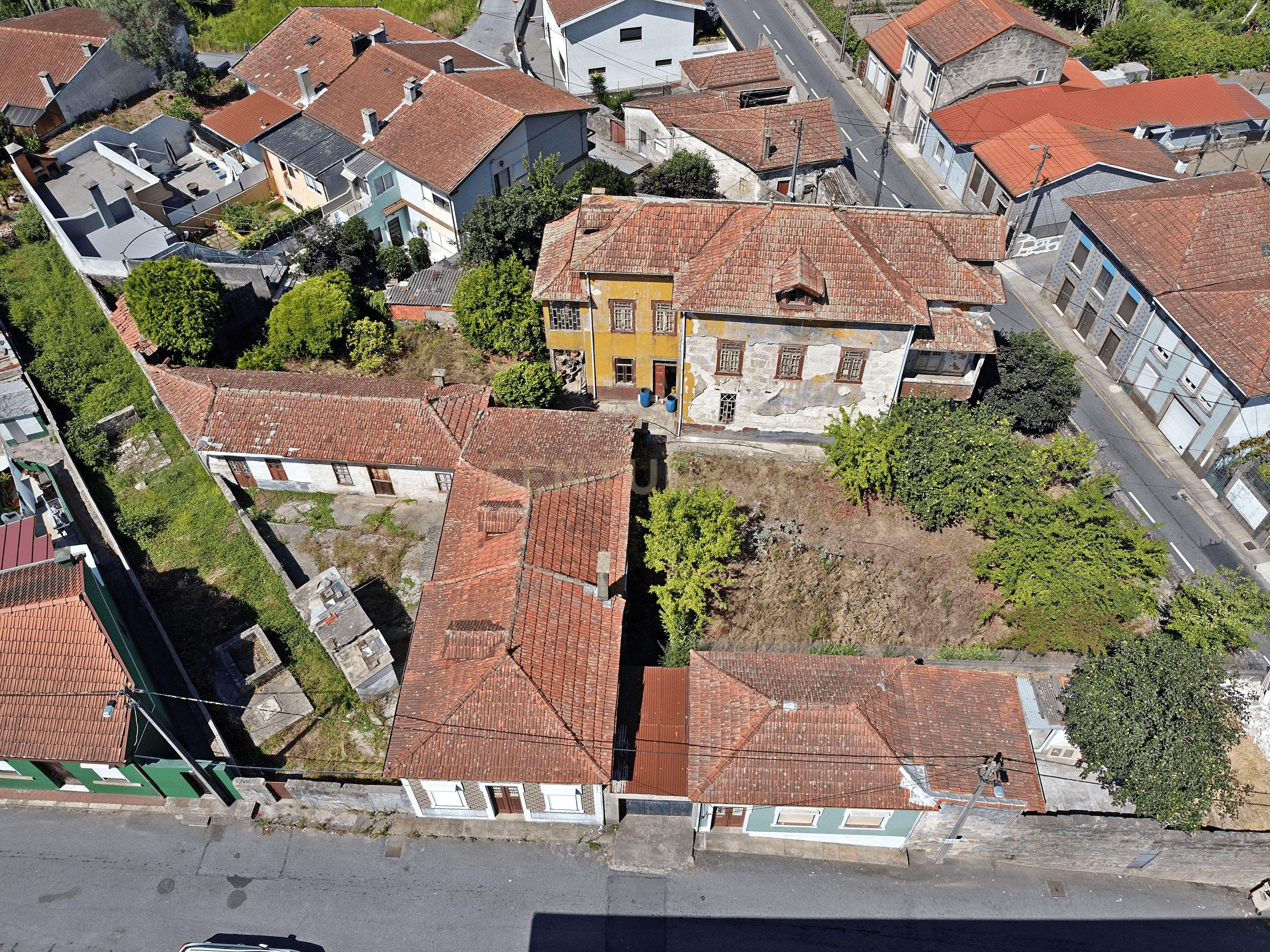 Prédio  ant a 1951 a Venda em Rio Tinto Prédio em propriedade total com Andares ou divisões susceptíveis de utilização Independente  Numero de pisos do artigo: 3 pisos - Image 26