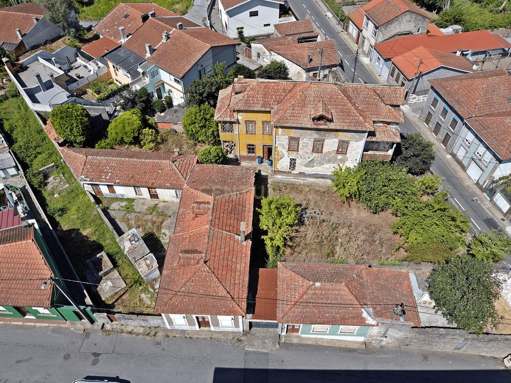 Prédio  ant a 1951 a Venda em Rio Tinto Prédio em propriedade total com Andares ou divisões susceptíveis de utilização Independente  Numero de pisos do artigo: 3 pisos - Image 26