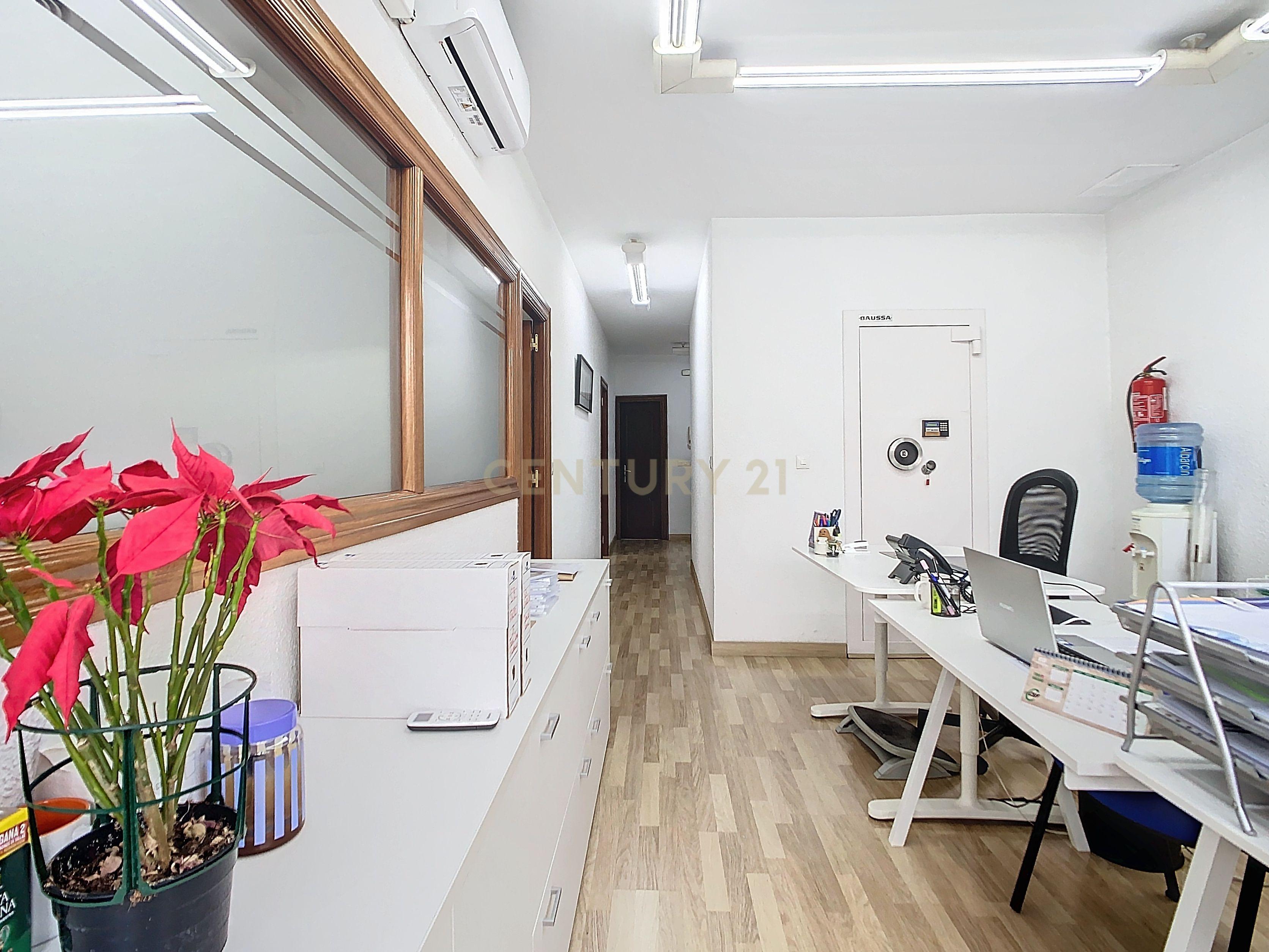 Escritório para venda em Alameda Principal, Málaga - Localização privilegiada com vistas panorâmicas - Image 2