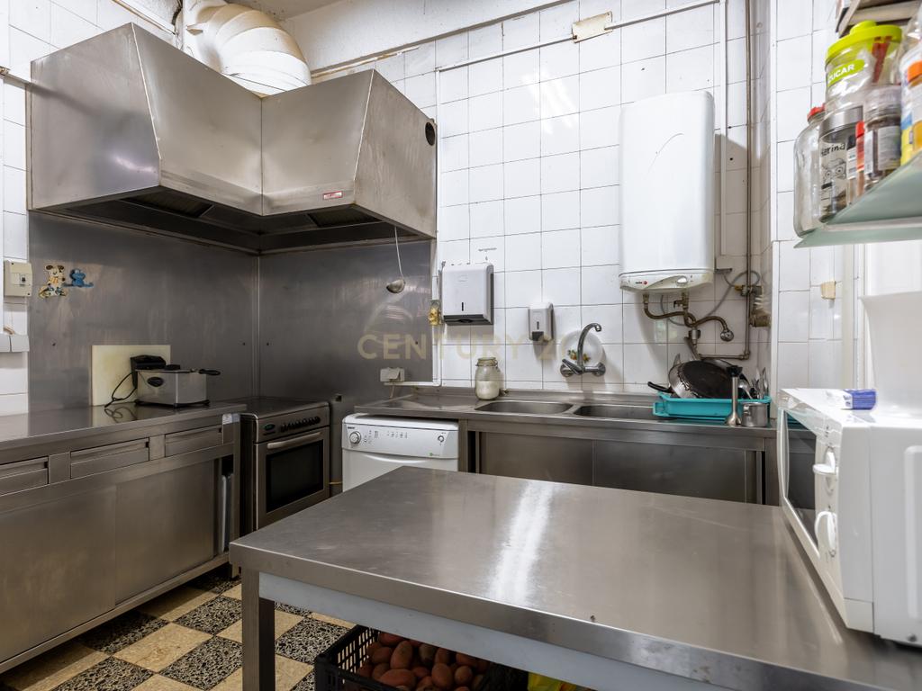 Loja/Café totalmente equipado em Marvila-Bairro dos Lóios - Image 7
