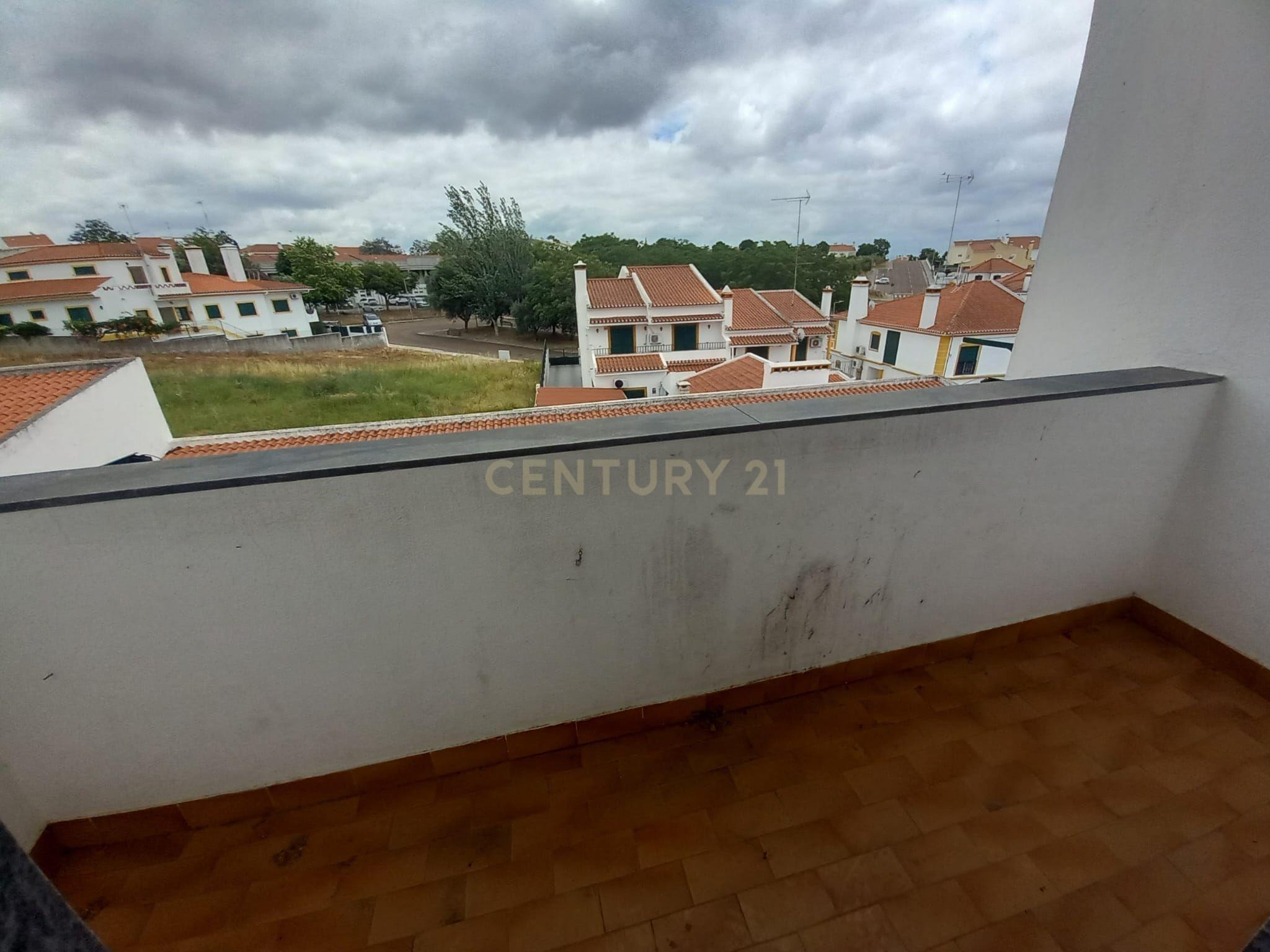 Andar de moradia em Santa Lúzia, bairro de prestígio em Elvas - Image 8