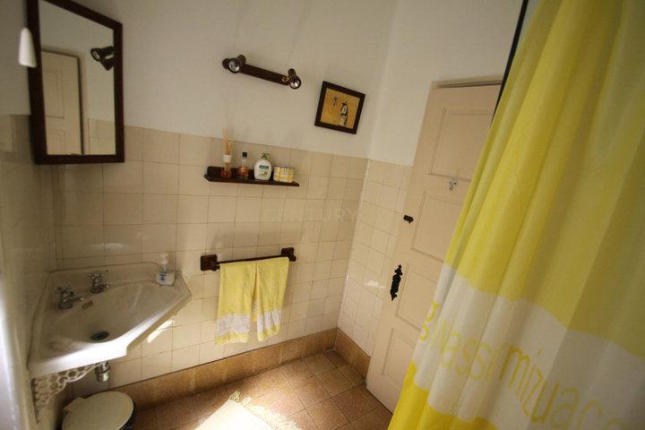 Moradia T4 + Restaurante c/ rentabilidade junto ao Estoril - Image 12