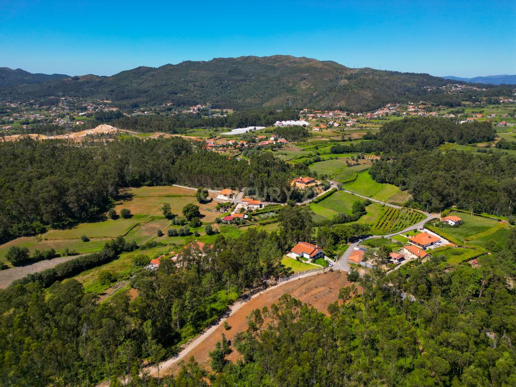 Lote de construção de 720 m2 em Friastelas no concelho Ponte de Lima - Image 12
