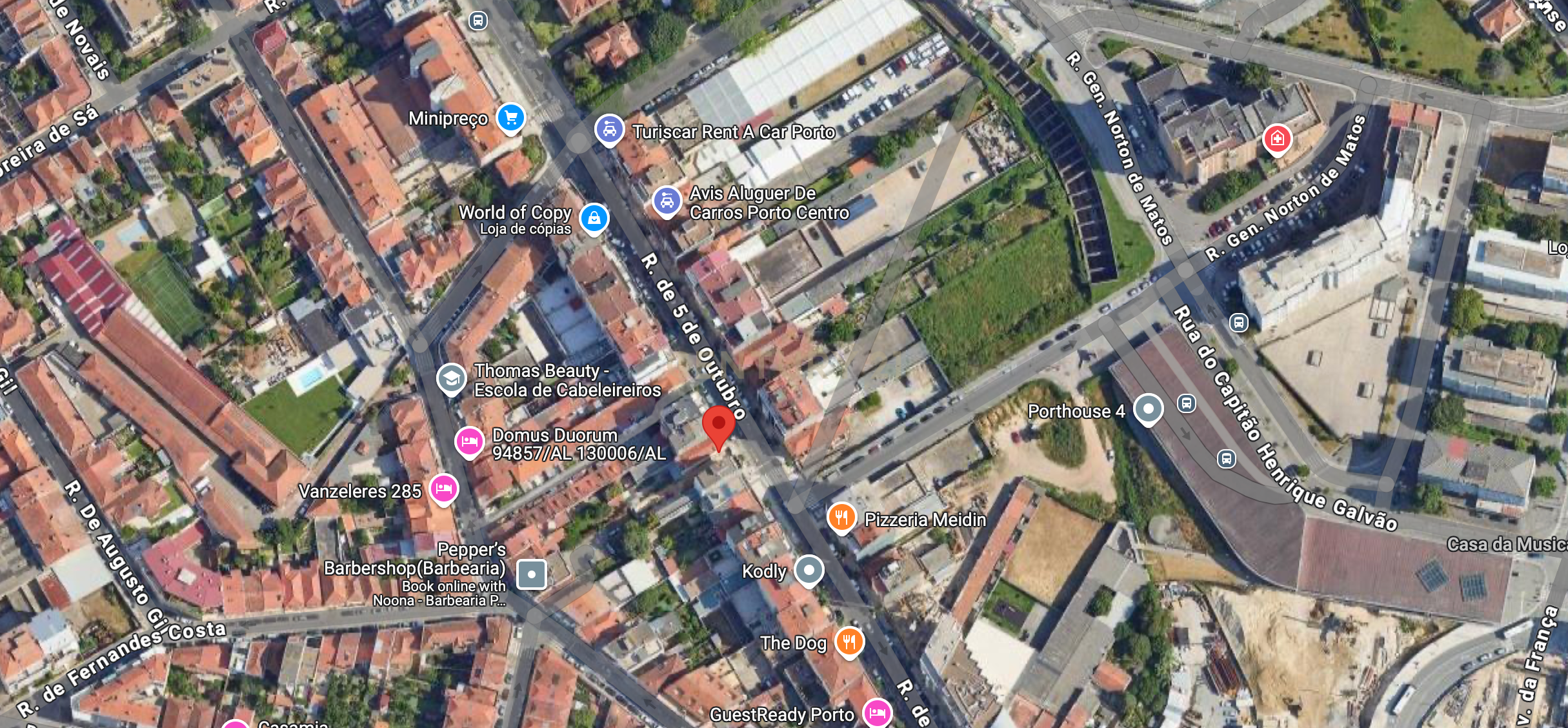 Apartamento T1 com Jardim Privativo no centro do Porto – Rua 5 de Outubro - Image 9
