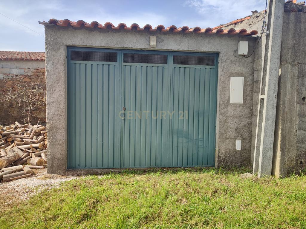Moradia T4 totalmente mobilada, com garagem,  Mílrico, Oleiros - Image 41