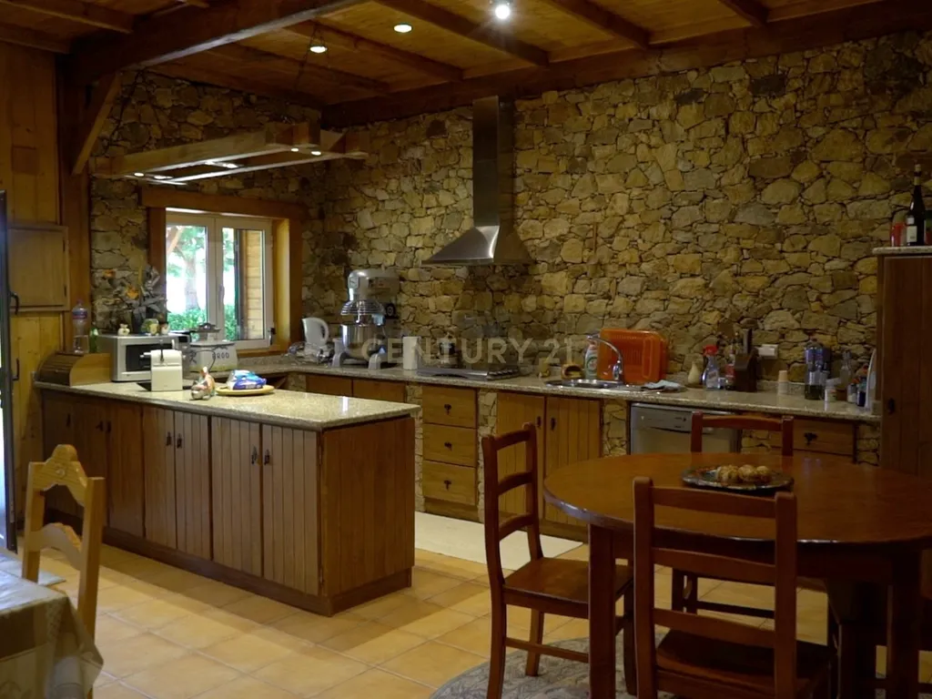 Luxuosa Herdade/Quinta do Pinheiro Redondo, Covilhã - Image 8