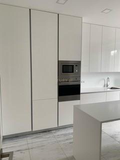 Apartamento T2 em condomínio fechado Monte Estoril - Image 4