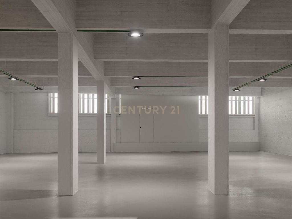 Escritórios e Armazéns com 2210 m2 e acesso para veículos no Prior Velho - Image 6