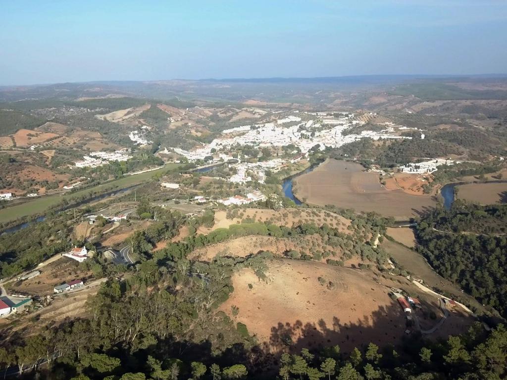 Lote para habitação localizado em Monte da Vinha - Image 6