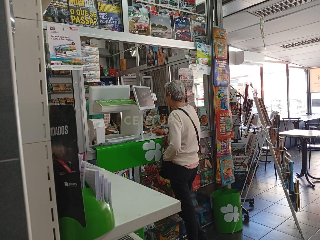 Café Snack Bar em Ramalde para Trespasse - Image 1