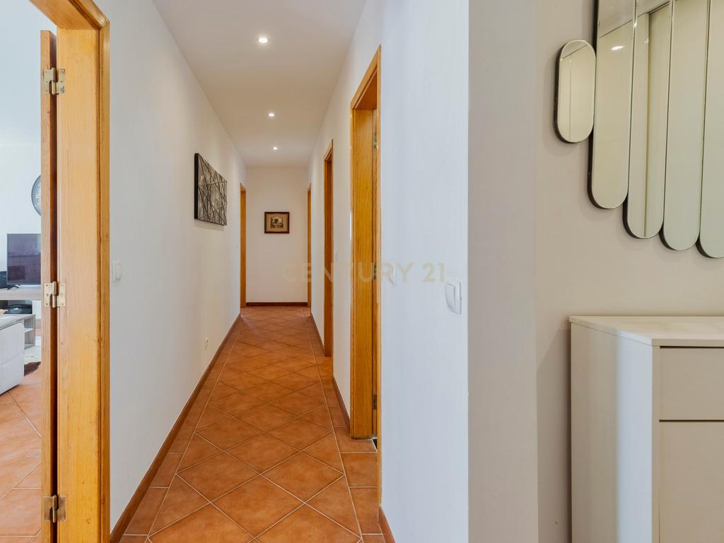 T2 Sesimbra (Castelo) - Image 20