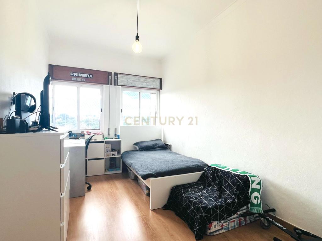 Excelente Apartamento T3 em Almada – Cova da Piedade  - Image 15