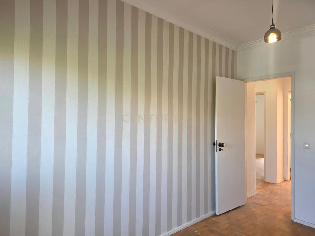 Apartamento T3 Renovado na Parede - Image 13