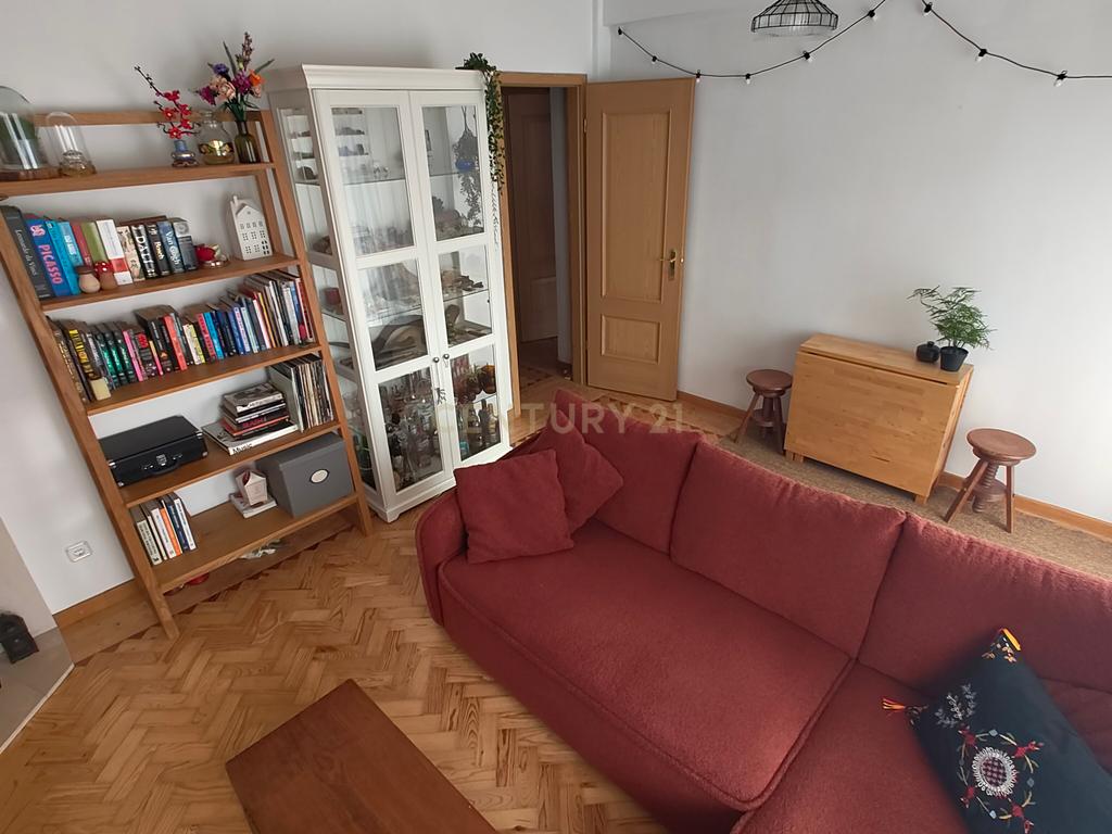 Apartamento duplex T3 + 2 em Queluz - Image 32