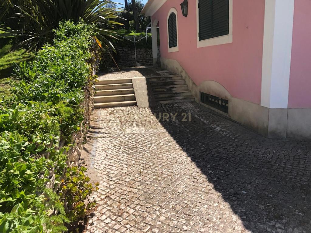 Casa Isolada em SOLTRÓIA - Luxo e Conforto por 1.490.000€ - Image 25