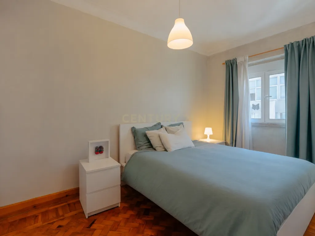 Apartamento T2+1 em Moscavide, Próximo ao Metro - Image 14