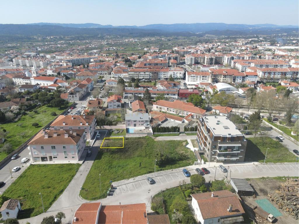 Lote de terreno urbano destinado á construção de prédio - Lousã - Image 9